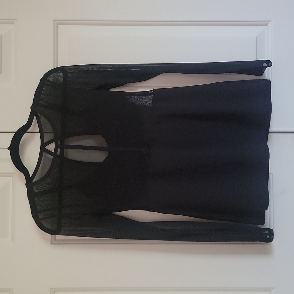 Fabletics top